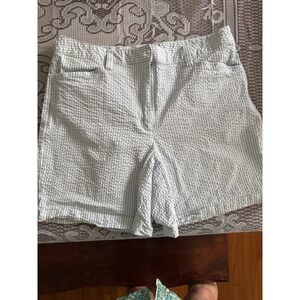 Lands End Womens Size 12 Blue White‎ Striped Seersucker Bermuda Shorts